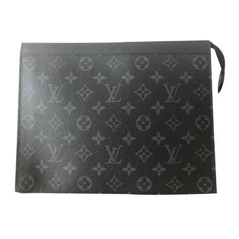 louis vuitton men's pouch
